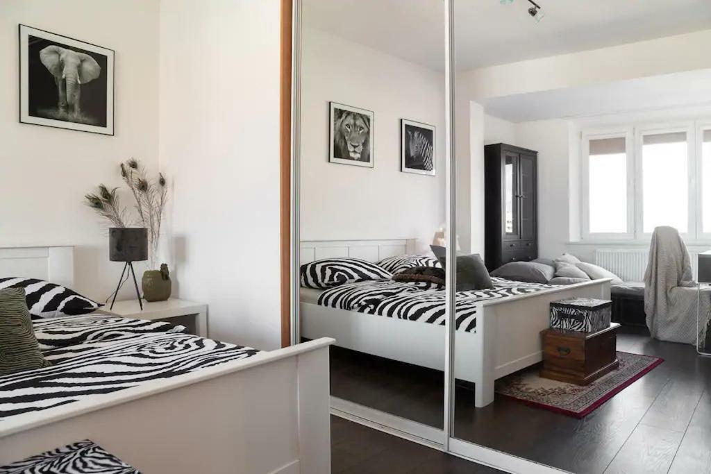 ברטיסלאבה Oldtown Safari Lodge מראה חיצוני תמונה